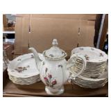 Vintage Rosenthal Pompadour Set Over 24 Pieces