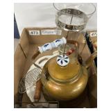 Kitchenware and Decorative Items