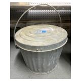 10-Inch Metal Pail with Lid and Handle