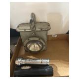 Flashlights and Handheld Lantern