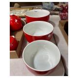 Hallï¿½s Superior Bowl Set, Red, 3 Pieces