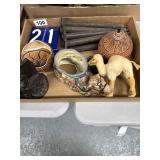 Decorative and Collectible Lot Assortment