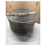 Metal Bait Cage With Pulleys