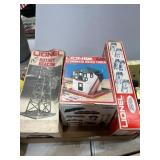 Lionel Train Accessories and Boxcar Lot