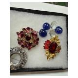 Brooches and Loose Stones