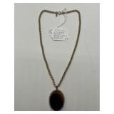 Whitling Davis Necklace with Agate Pendant