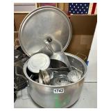 Aluminum and Glass Kitchenware