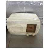 Federal Marbleized Bakelite Radio