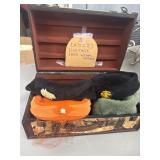 Five Vintage Ladies Hats in Suitcase