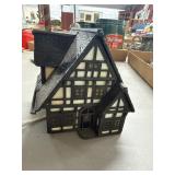 House-Shaped Stained Glass Lamp