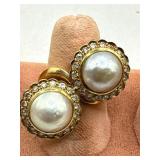 Tested 14K Gold Pearl Ring With Perl