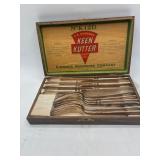 Keen Kutter Flatware Set in Wooden Box