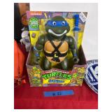 Teenage Mutant Ninja Turtles Leonardo Figure