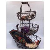 Multi-Piece Vintage Kitchen Decor Lot