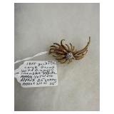 18K Gold Trembler Brooch with Diamond