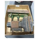 Craftsman Bench Vise with Adjustable Clamp