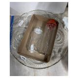 Glass Shakers and Divided Glass Plate