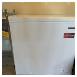 Frigidaire Garage Ready White Chest Freezer