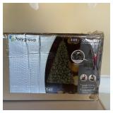 Polygroup Monroe Pine Quick Set Christmas Tree