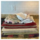 Placemats Doilies Kitchen Linens Assorted Colors