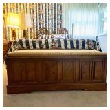Vintage Lane Cedar Chest Blanket Storage Bench