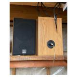 Infinity Bookshelf Speakers Pair Oak Wood Cabinet