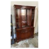 Bassett Colonial Cherry China Cabinet Hutch Buffet