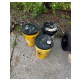 Buckets of Tractor Hydraulic Transmission Oil