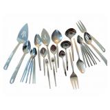 Oneida Community Stainless Flatware Set