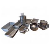 Baking Pans & Bowls With Sifter Set