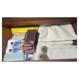 Vintage Table Linens & Napkins