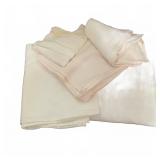Cream & Ivory Tablecloths & Cloth Napkins