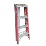 Aluminum & Fiberglass Step Ladder
