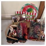 Christmas Decor Baskets, Plates & Ornaments