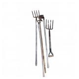 Garden Pitchforks & Hoes