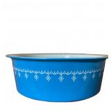 Pyrex Snowflake Blue Garland Round Casserole