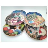 6 Very Nice Christmas Collectors Plates