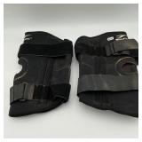 Pair of TRUFIT Knee Braces