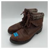 FADED GLORY BOOTS Size 7.5 LOOK NEW