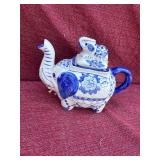Vintage Transfer-ware Elephant Teapot