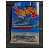 1997 Hot Wheels #455 Ford '65 Mustang Convertible