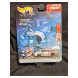 2000 Hot Wheels Collector Edition Pit Crew Mobile1