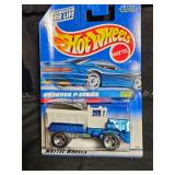 1997 Hot Wheels Oshkosh P-Series #765
