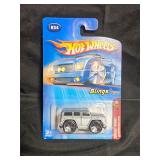 2005 HOT WHEELS #34   MERCEDES-BENZ G500