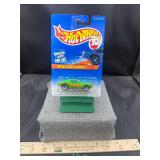 1995 Hot Wheels #399 Mod Bod Series ï¿½67 Camaro 4/4