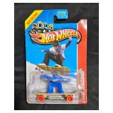 2013 Hot Wheels #119 Thrill Racers SKATE PUNK