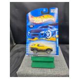 2000 Hot Wheels Isuzu Vehicross 2001 #144 Yellow