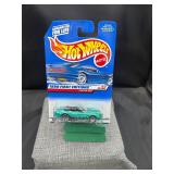 1998 Hot Wheels #639 Jaguar XK8