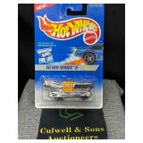 1995 Hot Wheels #423 Oscar Mayer Weinermobile