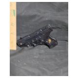 Knife That Looks Like a Pistol